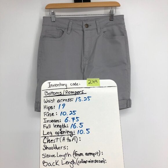 Parasuco Light Grey Denim Shorts size 8 - Picture 14 of 16